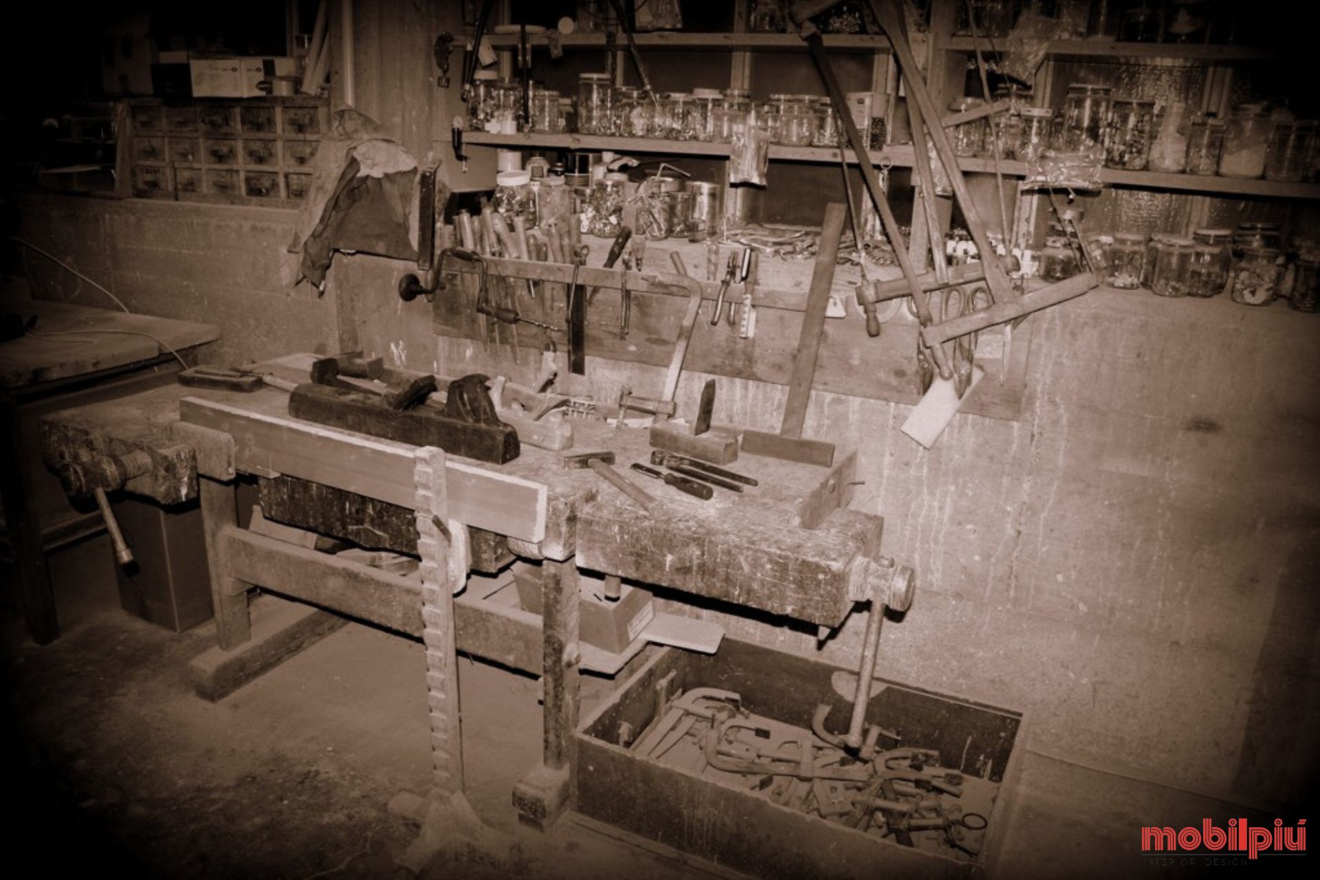 chi-siamo_storia-1950_banco_m