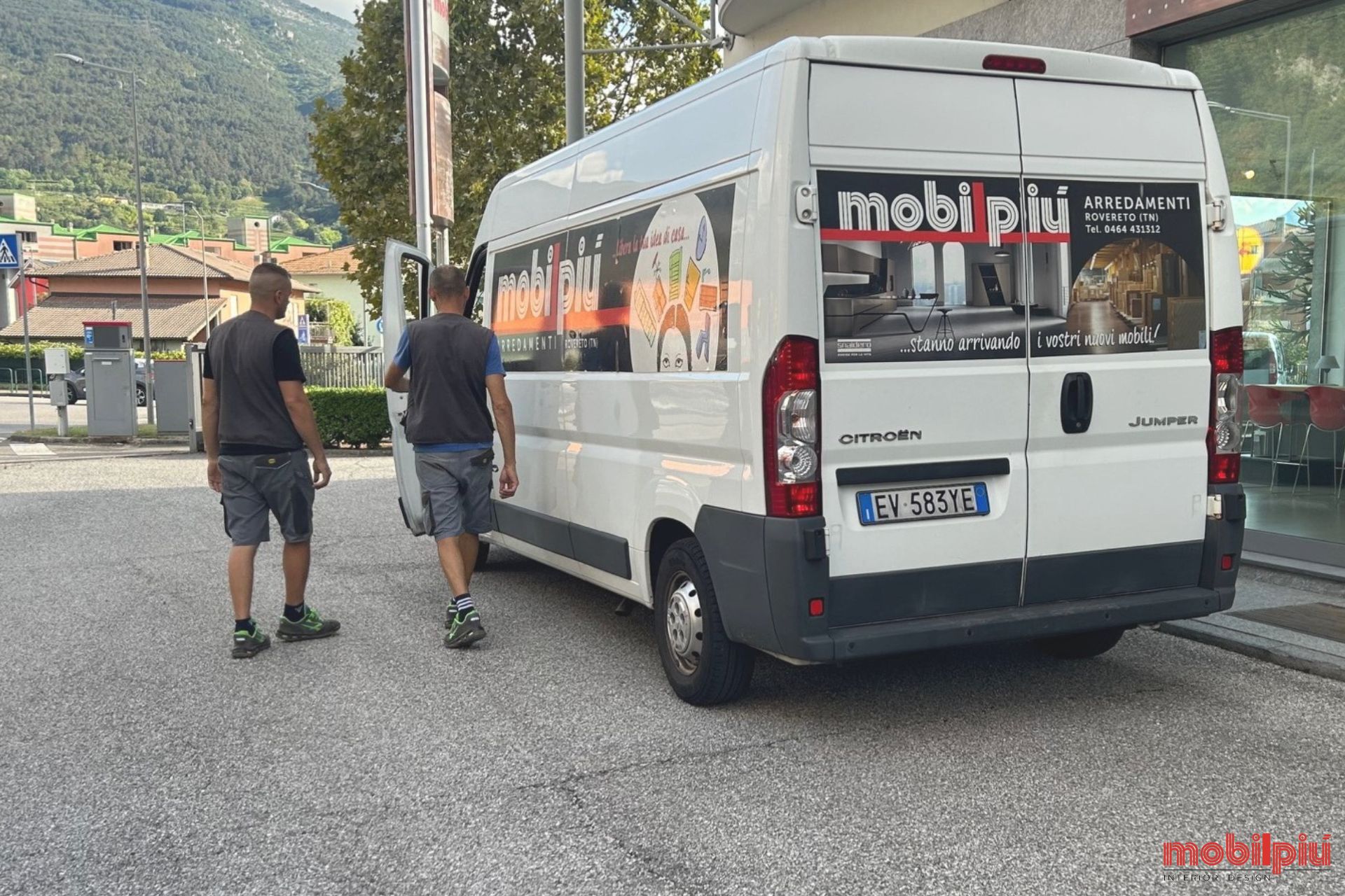 servizi_garanzia-e-assistenza_furgone_m
